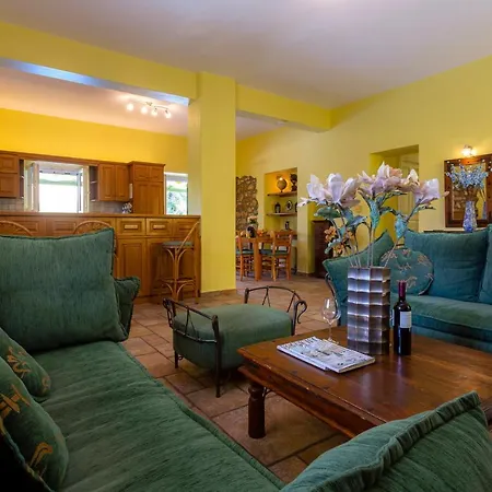 Charchala Villa Kassiopi